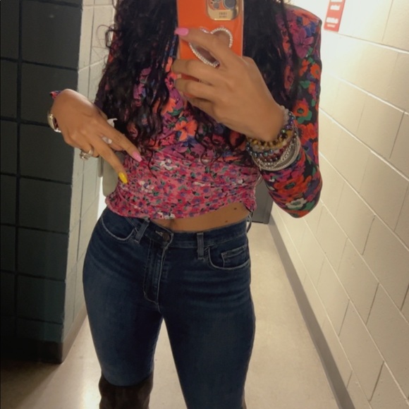 Meet your Posher, Dani - Picture 2 of 9